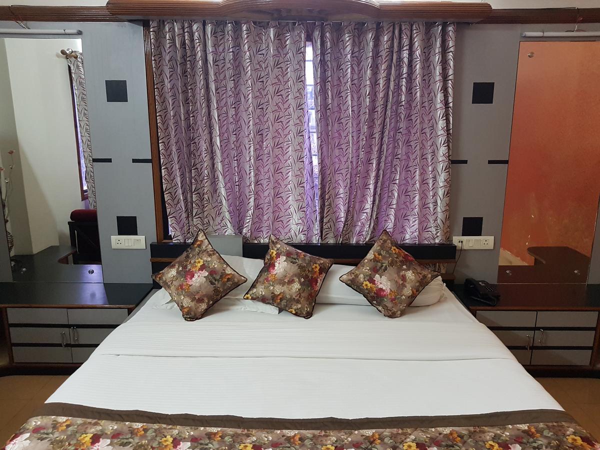 Hotel Lifestyle Siliguri Exterior photo