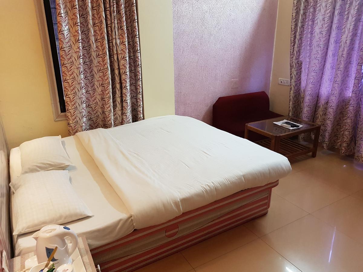 Hotel Lifestyle Siliguri Exterior photo
