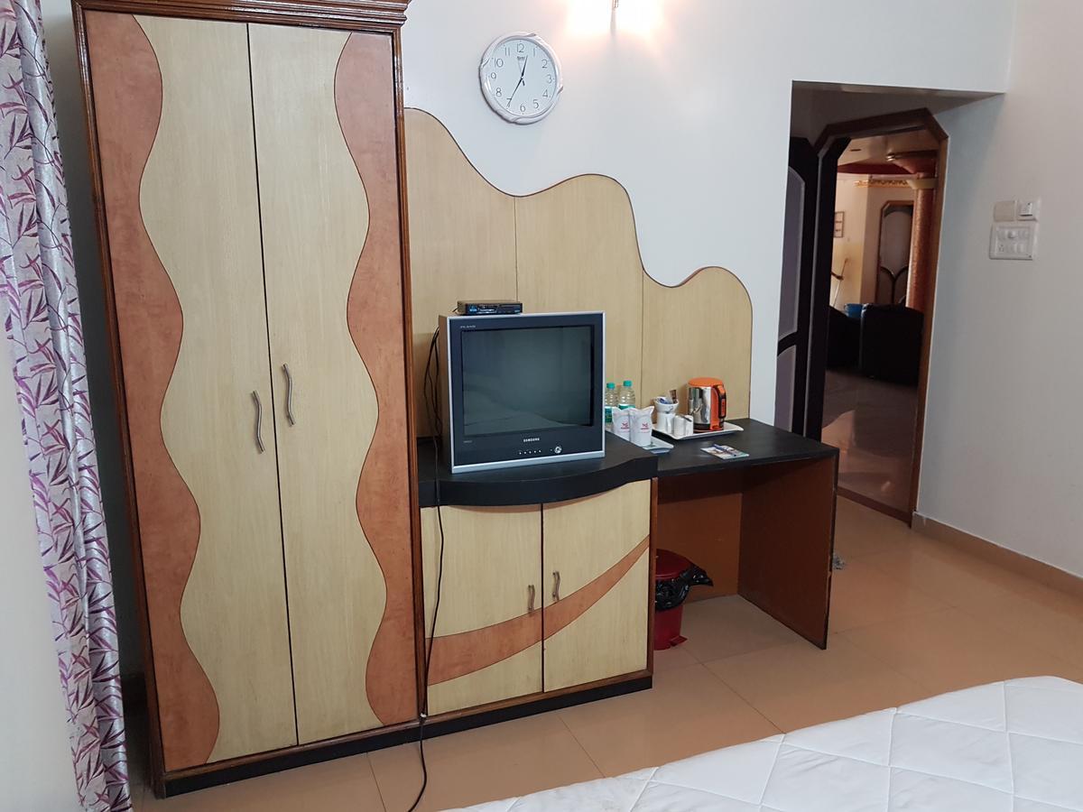 Hotel Lifestyle Siliguri Exterior photo