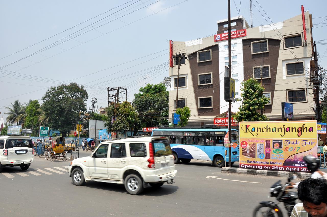 Hotel Lifestyle Siliguri Exterior photo